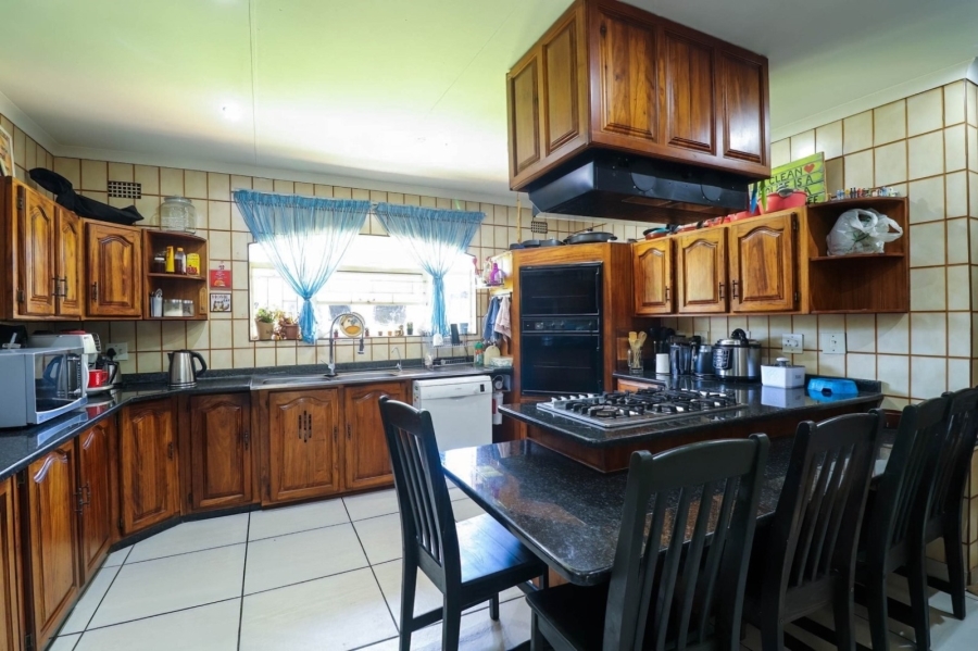 4 Bedroom Property for Sale in Bodorp North West